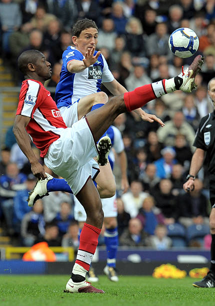 前跨步的体 前跨步的体