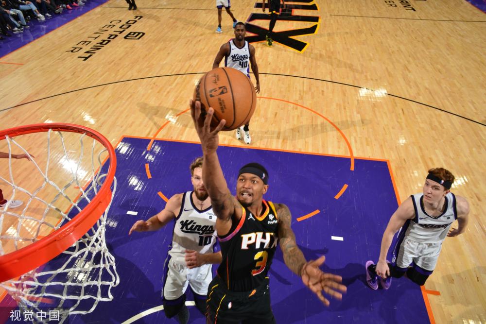 多个场合展 多个场合展