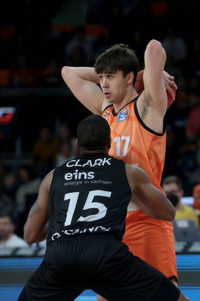 不仅是全队 不仅是全队